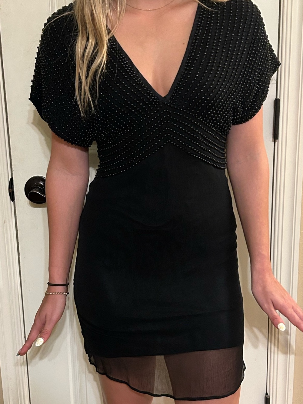 Elegant GESTUZ Black Beaded V-Neck Women's Dress